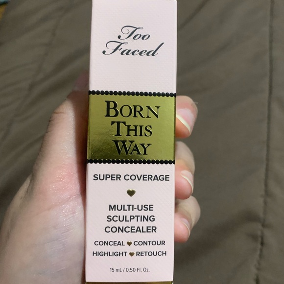 Too Faced Born This Way Multi Use Concealer - Picture 1 of 2